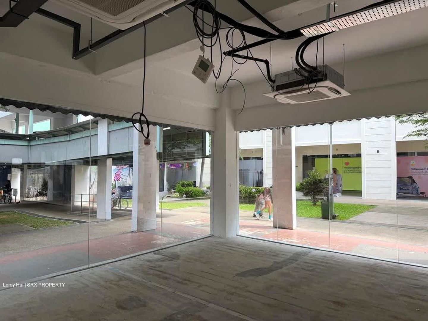 Jurong Gateway Road (D22), Shop House #626964371